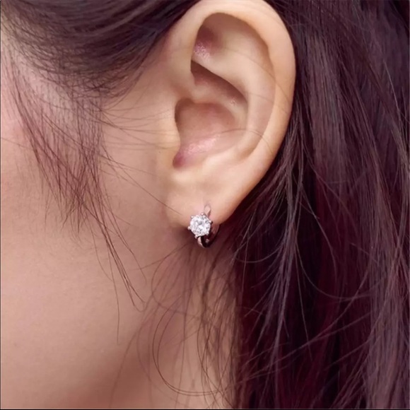 🌟 Sterling Silver 925 CZ Huggie Hoop Round Earrings - Picture 5 of 5